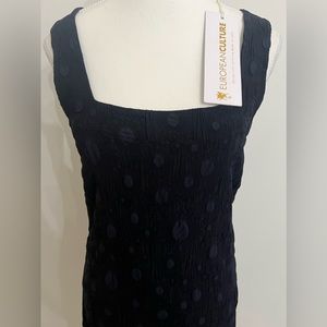 European Culture Size M NWT Abito Smanicato